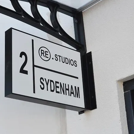 Lovely Studio Apartment With Access For Wheel-Chairs In Sydenham